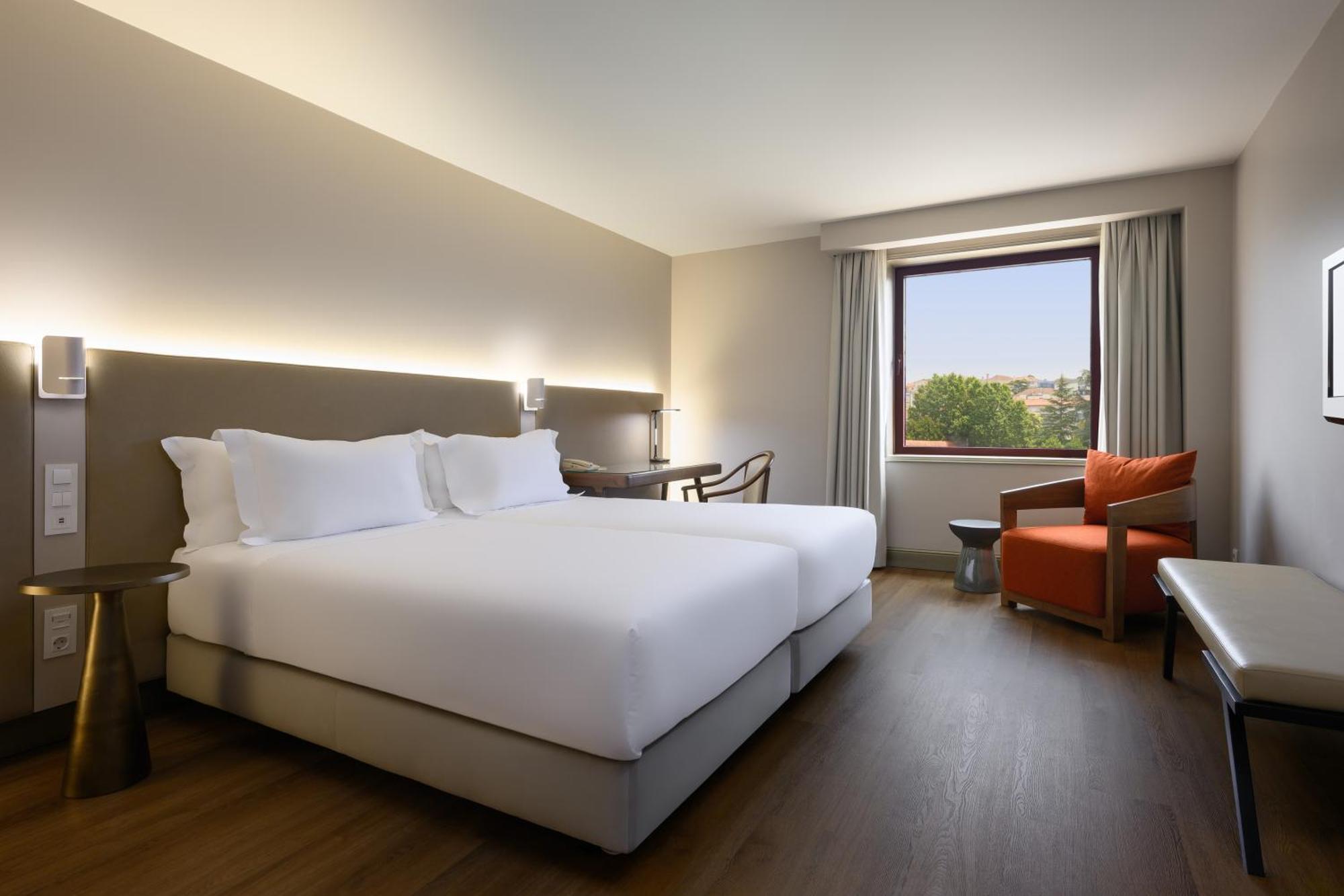 Hotel Coimbra Aeminium, Affiliated By Melia Εξωτερικό φωτογραφία